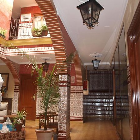 Hotel Esmeralda オスナ エクステリア 写真